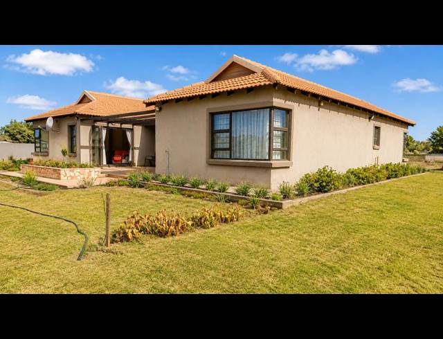 FARM FOR SALE IN OLIVE HILL